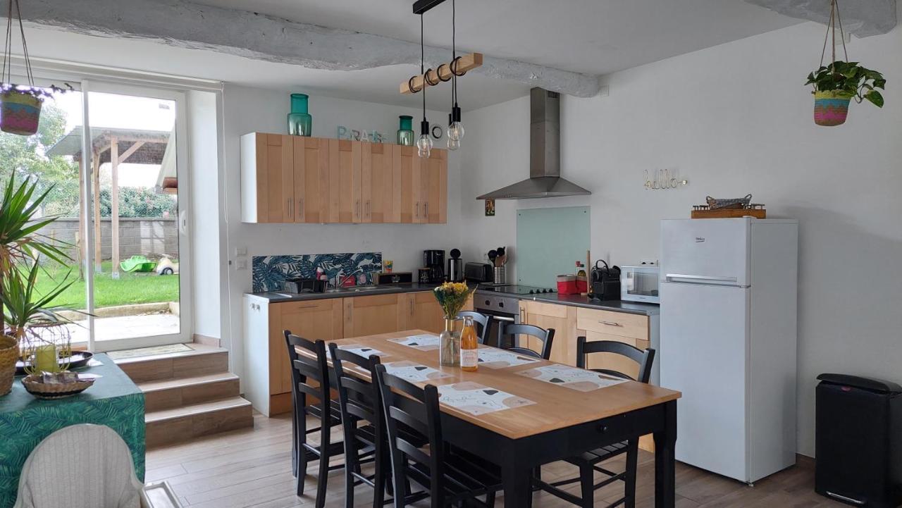 Le So Wild, Maison Avec Jardin Clos, Terrasse Amenagee, 5 Mn A Pied Commerce, Terrain De Tennis, A 800 M De La Plage D'Omaha Beach Jeux Arcade, Jouets, Materiel Jeunes Enfants Enfants, Table Ping-Pong Vierville-sur-Mer Buitenkant foto