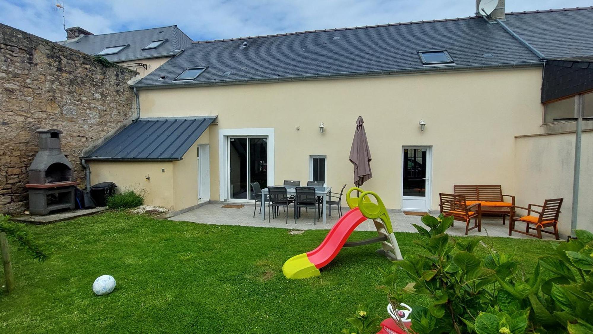 Le So Wild, Maison Avec Jardin Clos, Terrasse Amenagee, 5 Mn A Pied Commerce, Terrain De Tennis, A 800 M De La Plage D'Omaha Beach Jeux Arcade, Jouets, Materiel Jeunes Enfants Enfants, Table Ping-Pong Vierville-sur-Mer Buitenkant foto